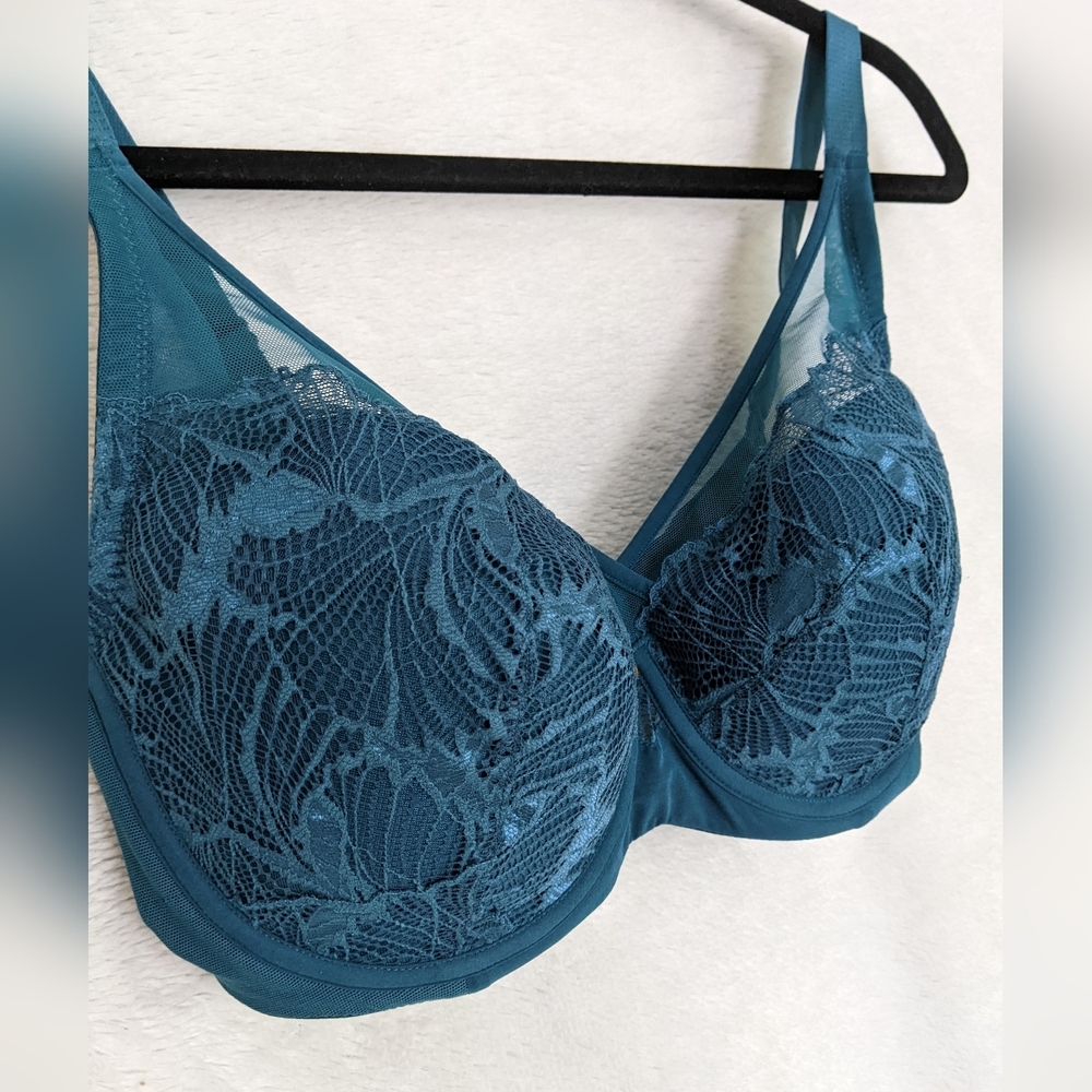 Teal Lace Underwire Bra - Picture 2 of 6